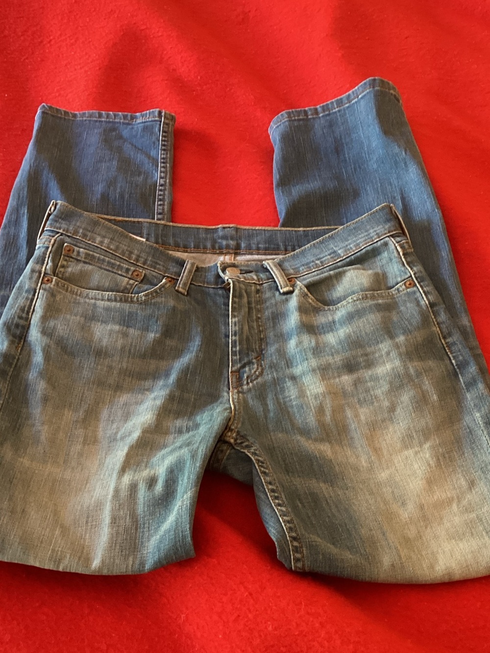 Levi’s 514 Classic Straight Leg Women's Jeans in Faded Blue